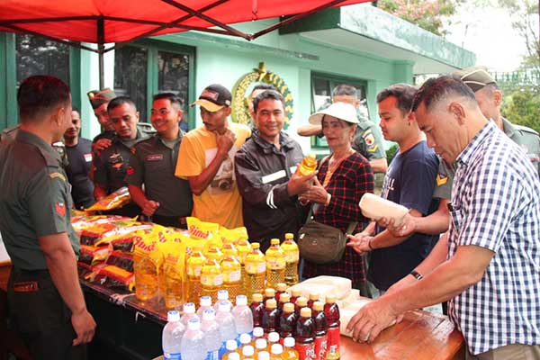 Kodim 0833/Kota Malang gelar bazar murah. (ist) - Kodim 0833/Kota Malang Gelar Bazar Murah