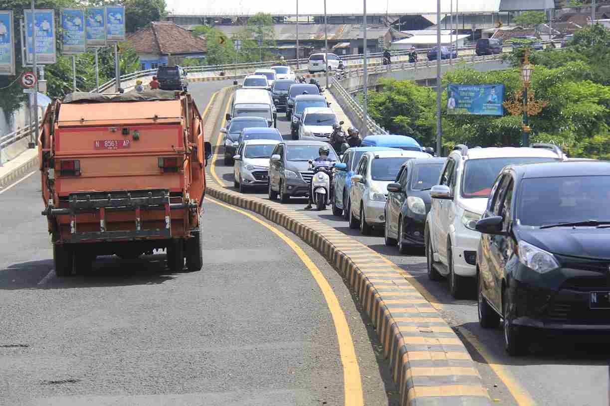 kondisi kepadatan lalu lintas di kota malang