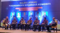 Para narasumber menyampaikan literasi Perdagangan Berjangka Komoditi. (rhd) - Antisipasi Investasi Ilegal, BPF Literasi Perdagangan Berjangka Komoditi Warga Malang