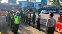 personel gabungan apel pos pelayanan operasi ketupat semeru 2023. (ist) - Personel Gabungan Apel Pos Pelayanan Operasi Ketupat Semeru 2023