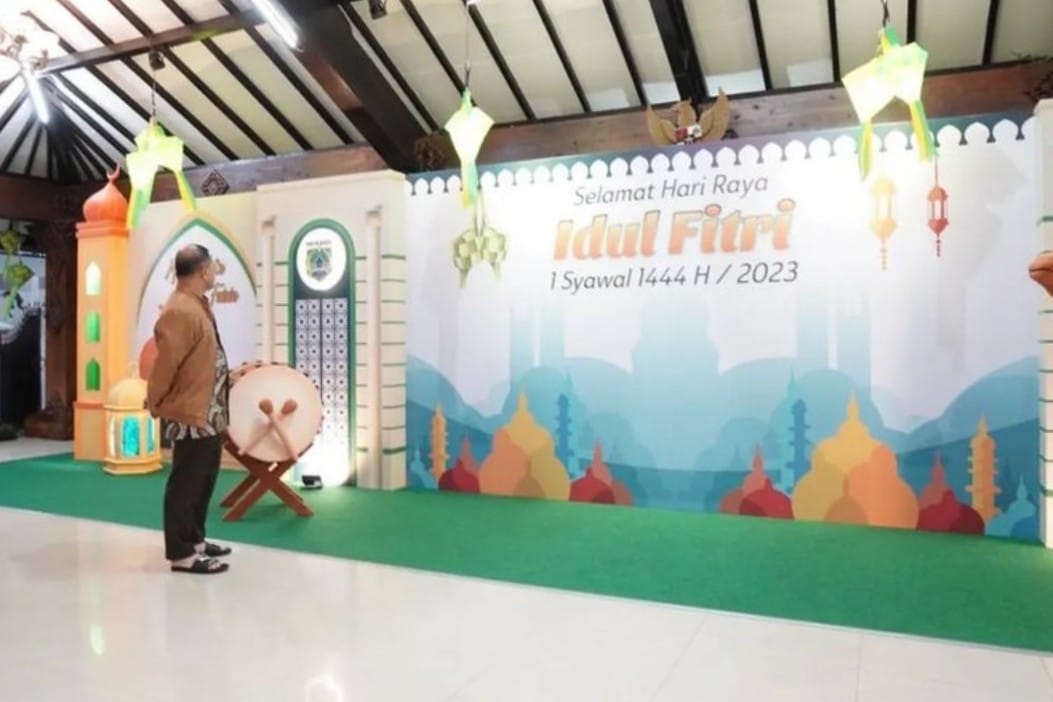 Pj Wali Kota Batu Meninjau Posko terpadu di Pendopo Rumdin Walikota. (ist) - Posko Terpadu Pemkot Batu Mulai Diaktifkan, Ini Layanan yang Disiapkan