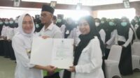 bupati bojonegoro serahkan ratusan sk pppk tenaga kesehatan