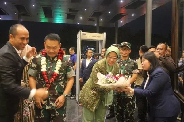dandim 0833 dampingi kunjungan kerja kasad di wilayah malang raya. (ist) - Dandim 0833 Dampingi Kunjungan Kerja KASAD di Wilayah Malang Raya