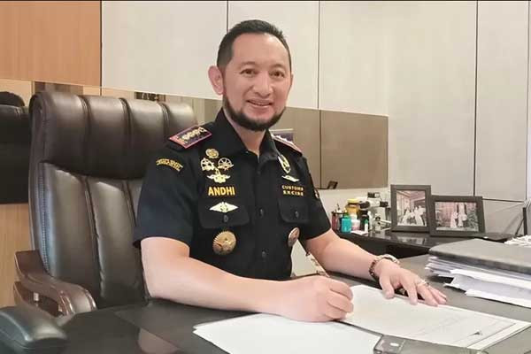 Eks Kepala Bea Cukai Makassar Andhi Pramono. (ist) - Eks Kepala Bea Cukai Makassar Andhi Pramono Jadi Tersangka Kasus Gratifikasi