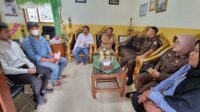 HS alias Hermon saat proses pengembalian kepada keluarga melalui bantuan Restorative Justice Desa Sidomulyo Kecamatan Batu. (ist) - Berkat Restorative Justice Kejari Batu, Pecandu Narkotika Urung Dibui