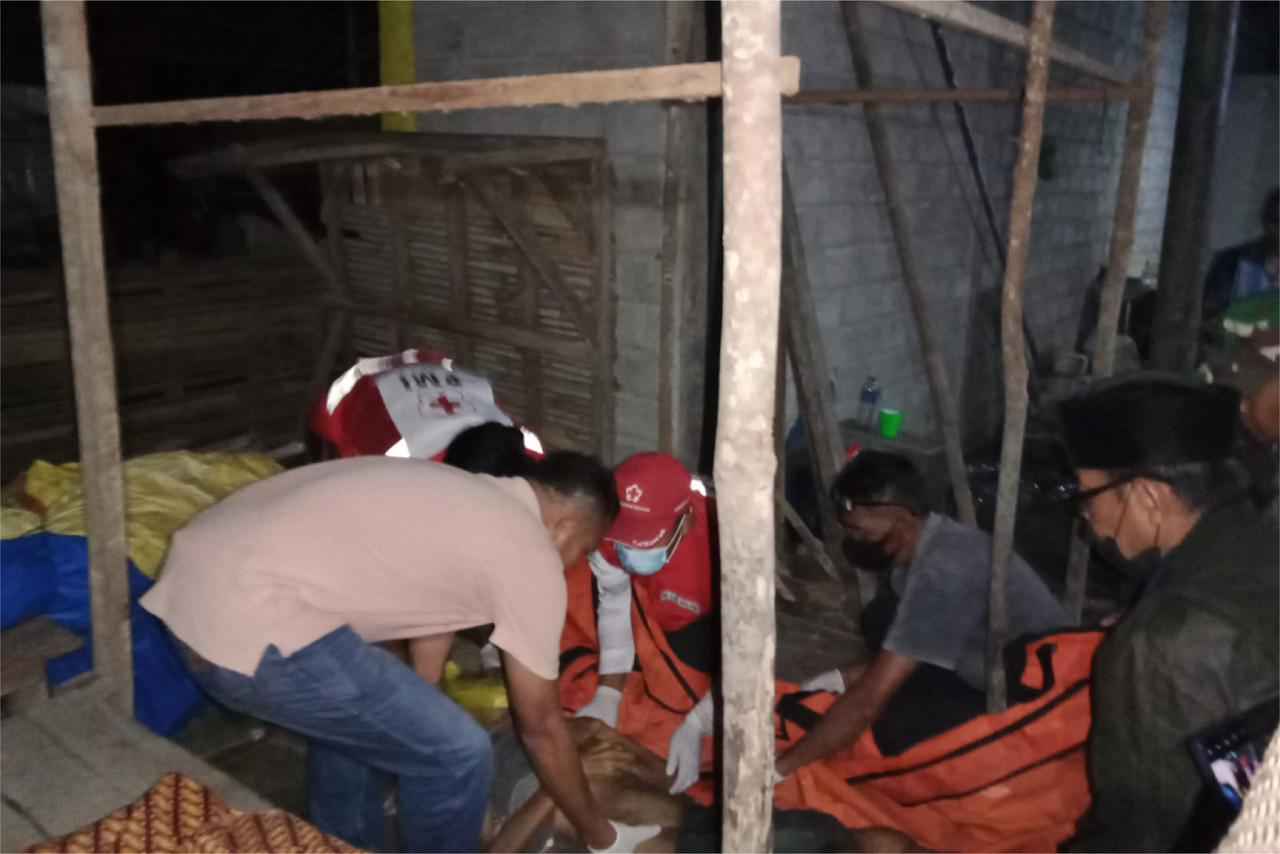 proses evakuasi korban