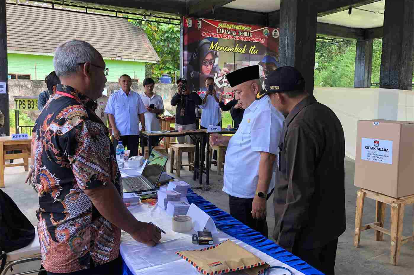 proses peninjauan tps di desa panggungrejo kecamatan kepanjen kabupaten malang