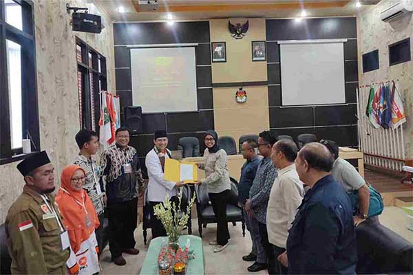 PKS Partai Pertama Yang Mendaftarkan Bacaleg ke KPU Kabupaten Malang - PKS Partai Pertama Yang Mendaftarkan Bacaleg ke KPU Kabupaten Malang