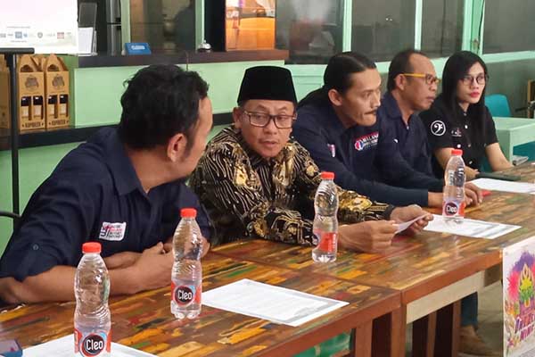 Wali Kota Malang saat konferensi pers bersama panitia penyelenggara Malang 109. (jup) - Wali Kota Optimis Malang 109 Dongkrak Perekonomian Kayutangan