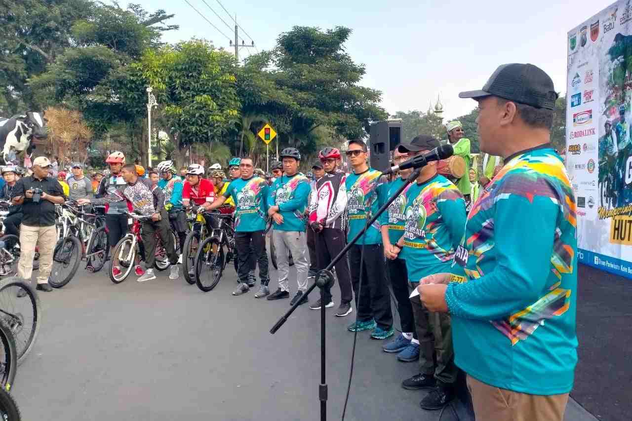 kadisparta batu, drs arief as siddiq memberikan sambutan 11zon