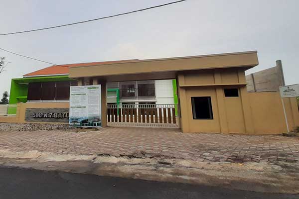 Kondisi Bangunan SMPN 07 Batu hasil Pembangunan Tahap Pertama. (SERU.co.id/dik) - DPKP Batu Minta Kontraktor SMPN 07 Tetap Bertanggungjawab Sampai Penyerahan Permanen