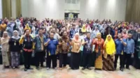 Pentingnya sinkronisasi laporan keuangan dan laporan aset yang menjadi tugas para operator sekolah. (jup) - Dorong Sinkronisasi Laporan Keuangan dan Aset, Disdikbud Kumpulkan Ratusan Operator Sekolah
