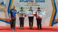 resti rahmadhani sebelah kanan dari bojonegoro raih juara 3 cabor tolak peluru di kejurnas atletik 2023 11zon