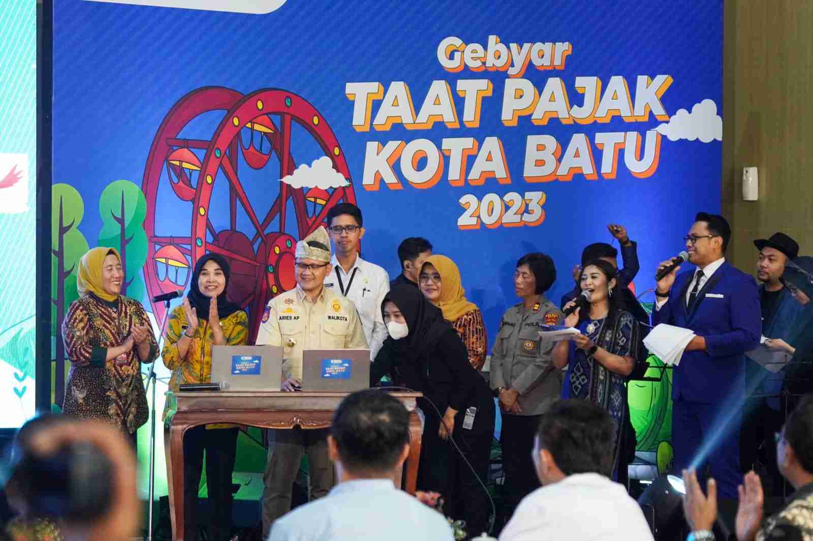 kegiatan pengundian hadiah gebyar taat pajak kota batu 2023 di pemkot batu 11zon