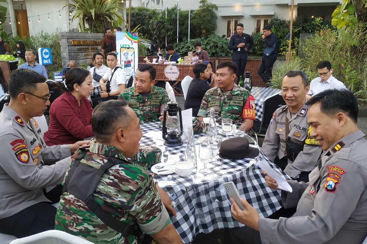 Kodim 0833 apresiasi Tong-Tong Night Market 2023. (ist) - Kodim 0833 Apresiasi Tong-Tong Night Market 2023