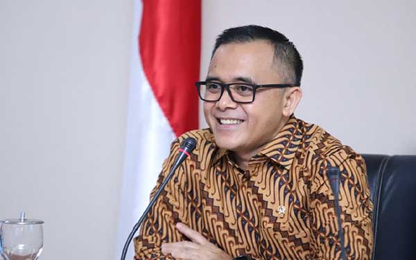 Menpan RB Abdullah Azwar Anas. (ist) - Tenaga Honorer Dihapus per 28 November, Pemerintah Jamin Tak Ada PHK Massal