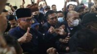 Panji Gumilang penuhi panggilan Bareskrim Polri. (ist) - Diperiksa 9 Jam, Ini 5 Poin Pemeriksaan Panji Gumilang di Bareskrim Polri