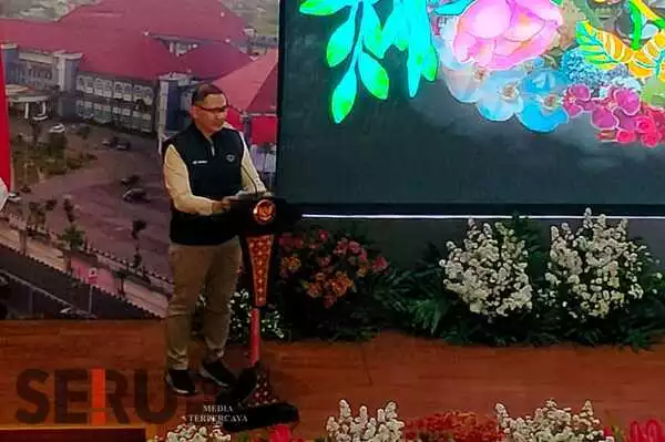 Pj. Wali Kota Batu memberikan sambutan. (dik) - Program Keluarga Berintegritas, Cara KPK Cegah Korupsi Keluarga ASN