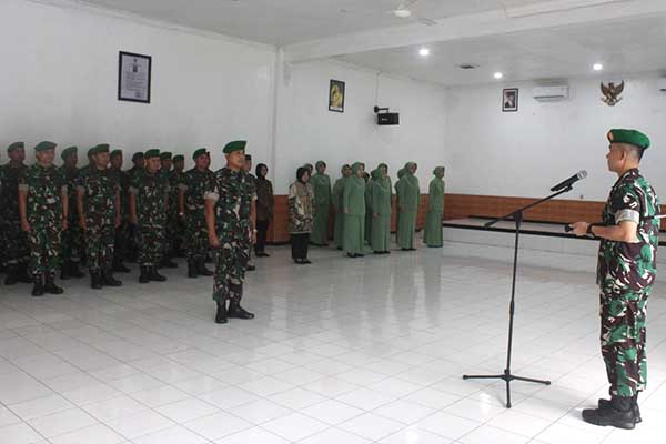 Upacara penerimaan perwira baru Kodim 0833/Kota Malang. (ist) - Kodim 0833/Kota Malang Gelar Upacara Penerimaan Perwira Baru
