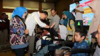 wali kota eri cahyadi dalam acara adifiesta anak prestasi di hotel mercure grand mirama kamis 11zon