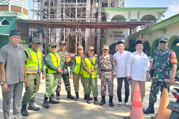 Babinsa Kedungkandang hadiri bersih desa Bumiayu. (ist) - Babinsa Kedungkandang Hadiri Bersih Desa Bumiayu