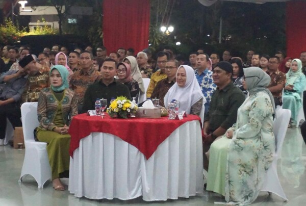 bupati anna mu'awanah sambut dandim 0818 bojonegoro letkol czi arief rochman