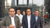 Hubinter Polri datangi Kantor KPK. (ist) - Polri Sebut Ada Buronan KPK Pindah Kewarganegaraan, Harun Masiku?