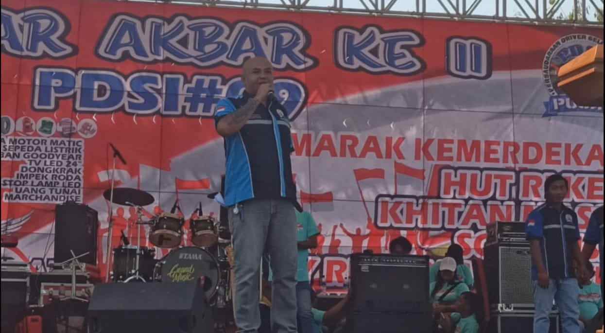 ketua pdsi jatim saat memberikan sambutan 11zon