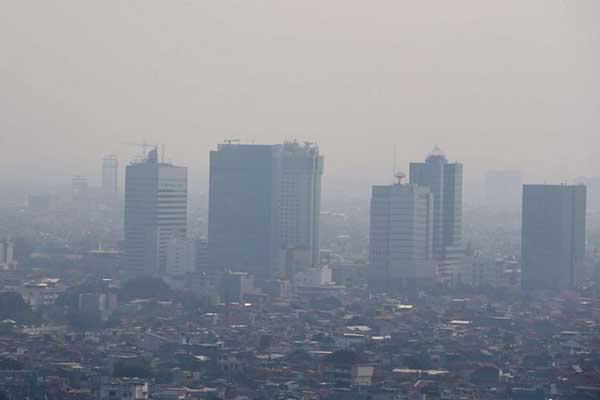 Kondisi polusi udara Jakarta. (ist) - Polusi Udara Makin Buruk, Jokowi Minta WFH