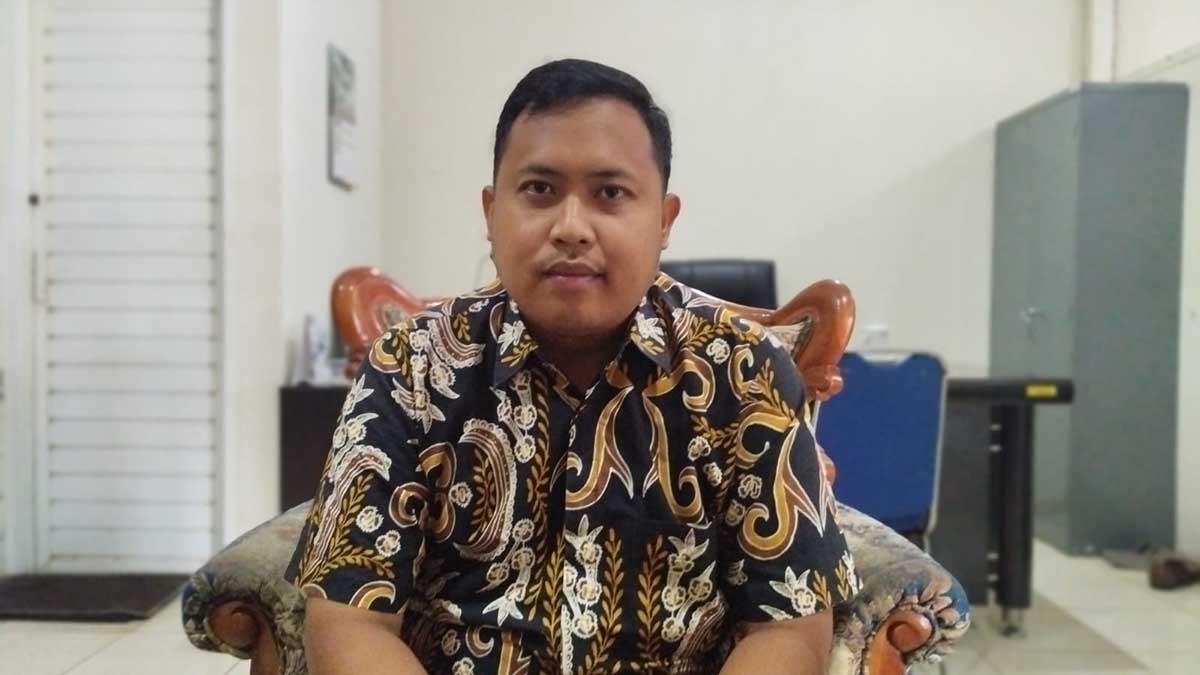 Kuswadi, Pimpinan cabang Bulog Madura saat diminta keterangan di kantornya, Jl Panglegur Pamekasan.  (Seru.co.id/udi) - Bulog Resmi Naikkan Harga Beras Per Satu September