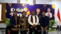 Rektor Unira, Faisal Estu Yulianto bersama jajaran DPM Unira. (Seru.co.id/luq) - DPM Unira: Dua Tahun Kepemimpinan Rektor Sukses Emban Tanggung Jawab