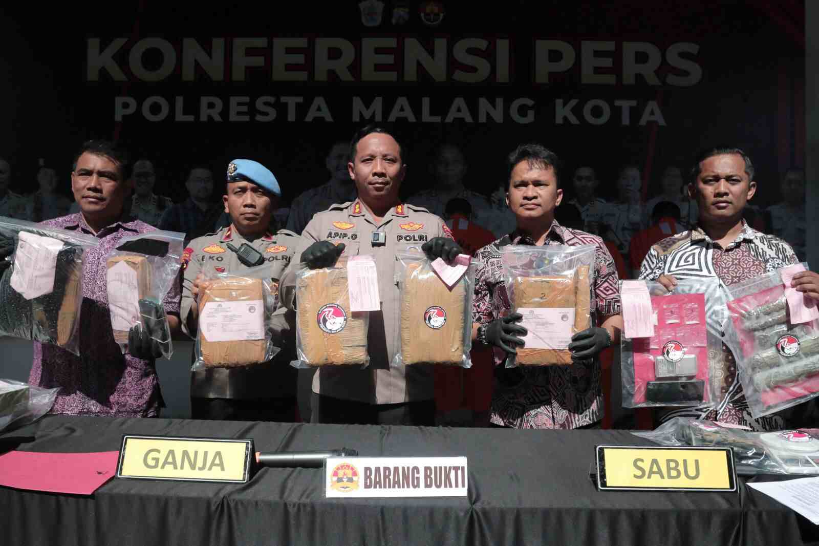 rilis lima tersangak pengedaran narkoba 11zon