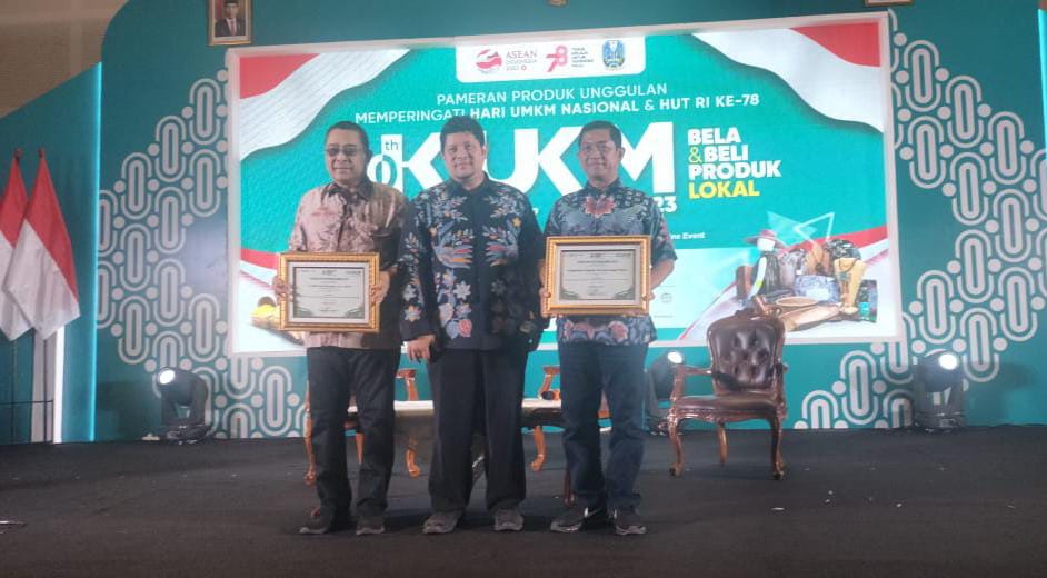 waketum kadin jatim dan kasubdit 2 ditintelkam saat hadiri acara sosialisasi dan sharing session