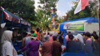 warga terdampak kekeringan sambut gembira bantuan air bersih dari pemkab bojonegoro 11zon