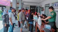 Babinsa Sukun dampingi pendistribusian BPNT KPM Tanjungrejo. (ist) - Babinsa Sukun Dampingi Pendistribusian BPNT KPM Tanjungrejo