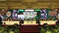 Mahasiswa RPL Desa di Unesa Resmi Sarjana