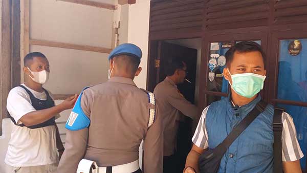Penemuan wanita gantung diri di kamar hotel di Pangandaran. (ist) - Heboh! Wanita Gantung Diri di Kamar Hotel Pangandaran
