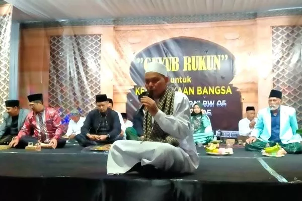 Pengajian akbar di RW 05 Kelurahan Ketawanggede. (ist) - Babinsa dan Bhabinkamtibmas Ketawanggede Bersinergi Amankan Pengajian Akbar