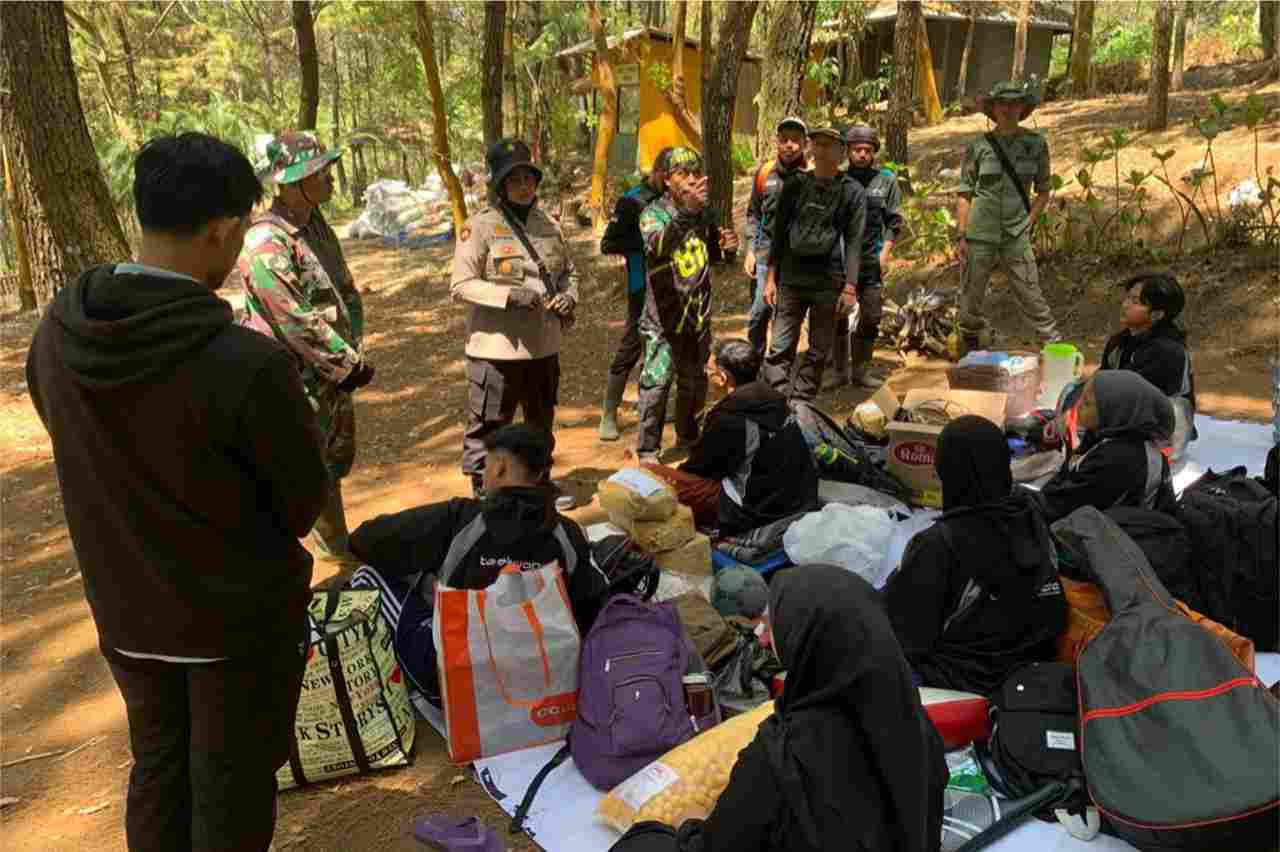 Polres Malang Berikan Himbauan Pendaki yang Beraktivitas di Sekitar Alam