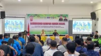 Seluruh peserta yang hadir sosialisasi kali ini memiliki peran yang strategis dalam upaya mencegah peredaran rokok ilegal di Kabupaten Jombang. (Seru.co.id/ful) - Satpol PP Sosialisasi Gempur Rokok Ilegal pada Ojol, PKL, Kurir dan Pemilik Toko Kelontong