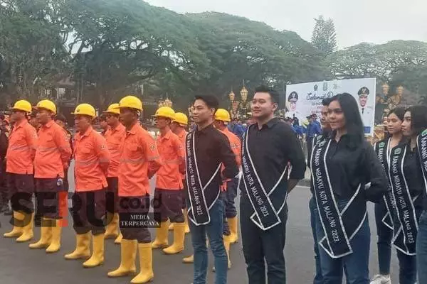 Pj Wali Kota Malang Berangkatkan Kirab Pataka Jer Basuki Mawa Beya Jawa Timur