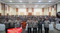 Foto bersama kegiatan Latpraops Pengamanan Pemilu 2024 oleh Polres Batu. (ist) - Latpraops Hadapi Pemilu, Personel Polres Batu Pahami Prosedur Operasi