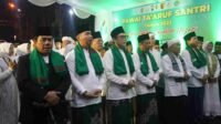Ribuan Santri Bojonegoro Ikuti Pawai Ta'aruf, Meriahkan Puncak HSN 2023