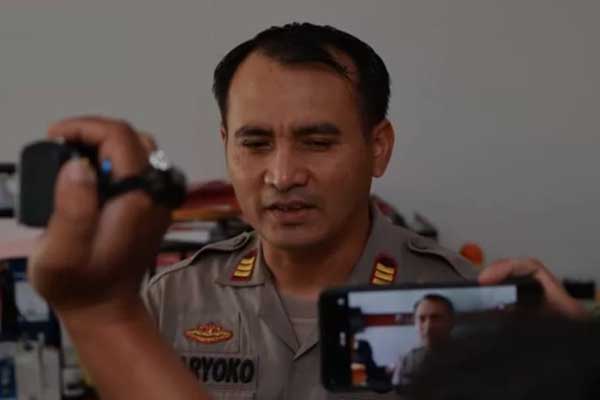 Kasi Humas Polrestabes Surabaya, AKP Haryoko Widhi - Humas Polrestabes Tegaskan Kapolsek Lakarsantri Tidak Dicopot