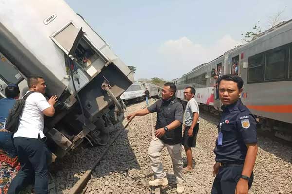 Kecelakaan KA Argo Semeru dan Argo Wilis. (ist) - Update Kecelakaan KA Argo Semeru dan Argo Wilis: Puluhan Penumpang Luka Ringan dan Trauma