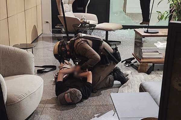 Pelaku penembakan Mal Siam Paragon Thailand. (ist) - Pelaku Penembakan di Mal Siam Paragon Thailand Masih 14 Tahun, Ternyata Ini Motifnya