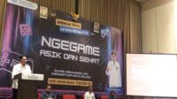 Pj Wali Kota Malang membuka Bimtek Ngegame Asik dan Sehat. (ws8) - Pemkot Malang Dorong Milenial Kembangkan Potensi Ngegame Asik dan Sehat