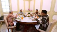Presiden Joko Widodo makan siang bersama tiga bakal capres. (ist) - Presiden Jokowi Undang 3 Bacapres Makan Siang ke Istana Negara, Ini Isi Pembahasannya