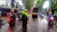 Berusaha Menyalip, Atsari Katn Meninggal Dunia Tertabrak Truk Roda Enam