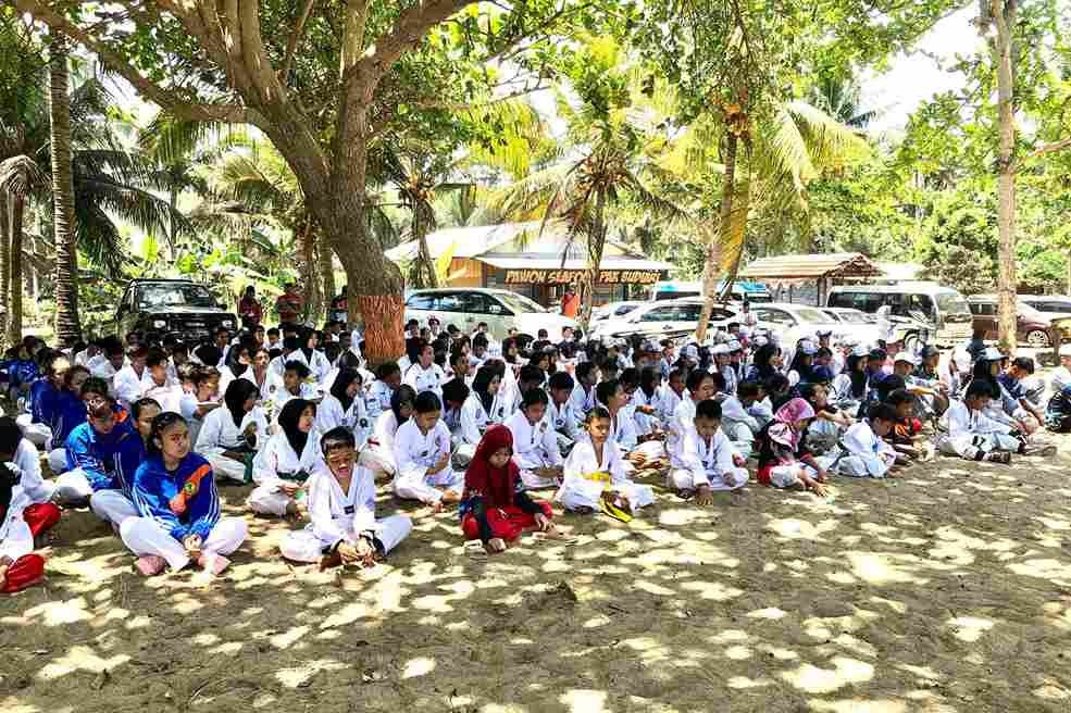 Kolaborasi Bea Cukai-Satpol PP Sosialisasi Gempur Rokok Ilegal Sasar Atlet Taekwondo dan Masyarakat 
